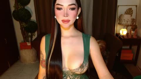 thea_whong online show from 04/02/26, 03:48