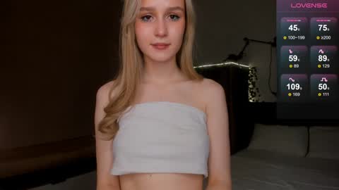 Kate online show from 12/23/24, 02:17