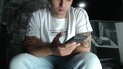 Miguel Angel online show from 12/15/24, 08:41