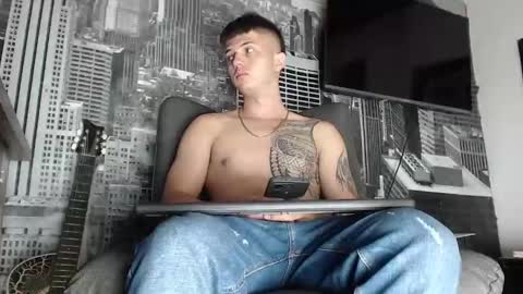 Miguel Angel online show from 12/19/24, 04:34