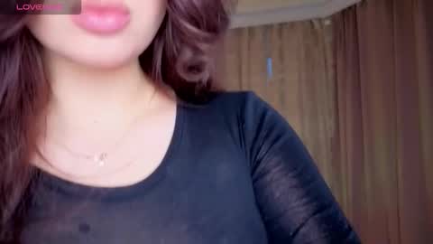 Snapshot of thebbylu chatting on 11/10/25, 12:04 Lucy online show from 11/10/25, 12:04