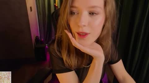 Emma 3 online show from 02/02/26, 10:58