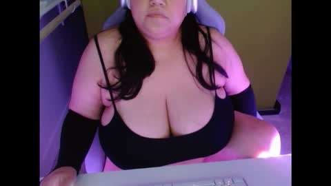 Snapshot of thebouncingbetty chatting on 03/26/26, 08:58 TheBouncingBetty online show from 03/26/26, 08:58