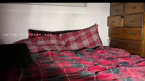 Thatcarrguyy online show from 12/24/24, 02:01