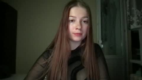 Snapshot of thecrystal chatting on 09/09/25, 06:18 Crystal online show from 09/09/25, 06:18