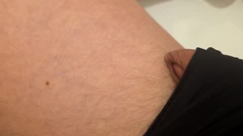 Snapshot of thecum9869 chatting on 03/29/26, 06:08 thecum9869 online show from 03/29/26, 06:08