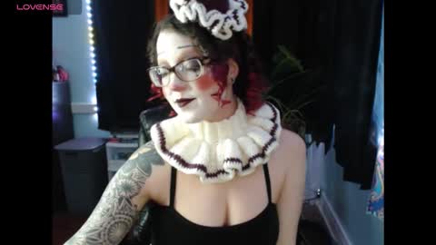 thedaisymoon online show from 10/19/25, 03:07