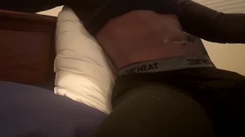 Snapshot of thedjisdead chatting on 12/27/24, 06:57 DJ online show from 12/27/24, 06:57