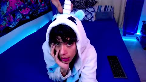 ethan online show from 03/06/26, 10:28