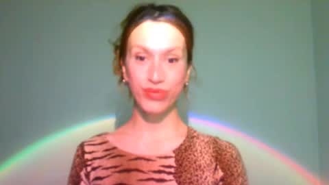 Yolanda online show from 02/24/25, 06:47