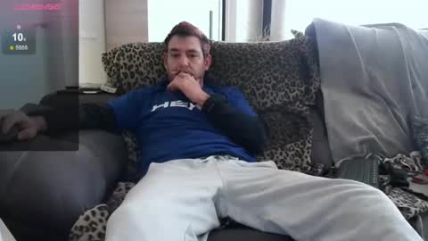 Snapshot of thedolly2010 chatting on 02/01/25, 10:15 thedolly2010 online show from 02/01/25, 10:15