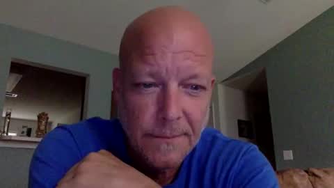 Snapshot of thedoug07 chatting on 05/24/26, 11:32 thedoug07 online show from 05/24/26, 11:32