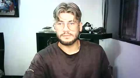 thedragonboyxxx online show from 03/23/26, 04:05