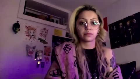 KIng Venus online show from 12/23/24, 02:13