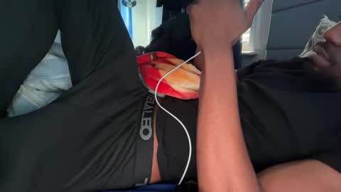 theeshooterr online show from 11/16/25, 03:06