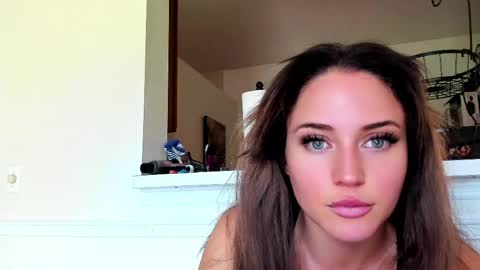 Venus Steele online show from 06/06/26, 12:54