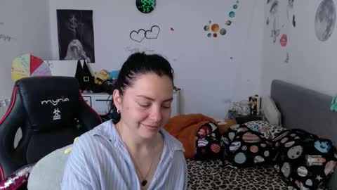 TheFarmergirl online show from 05/15/26, 06:53