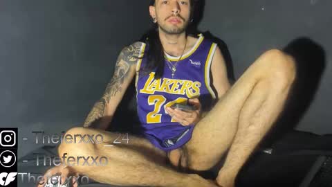 Snapshot of theferxxo_12 chatting on 03/26/26, 11:32 independent Model online show from 03/26/26, 11:32