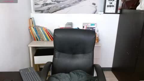 Snapshot of thegodmother_gh chatting on 02/04/26, 03:01 Peyton online show from 02/04/26, 03:01