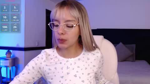 Snapshot of thegodmother_gh chatting on 02/08/26, 03:43 Peyton online show from 02/08/26, 03:43