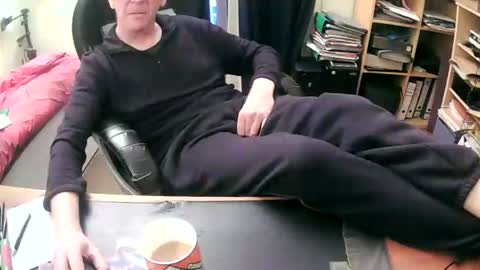 paul online show from 02/18/26, 05:42