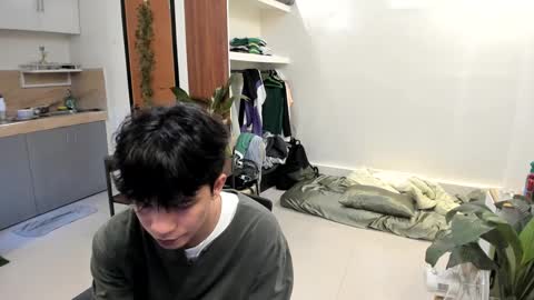 Green online show from 01/11/25, 07:49