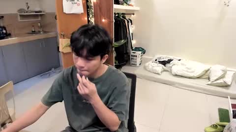 Green online show from 09/09/25, 08:36