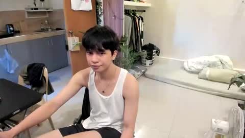 Green online show from 09/11/25, 05:18