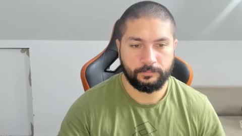 Snapshot of theguardian7 chatting on 11/28/25, 10:51 theguardian7 online show from 11/28/25, 10:51