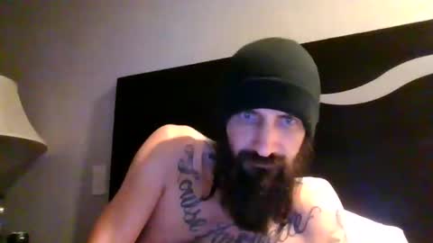 Snapshot of theh4iryfi5h chatting on 02/19/26, 01:40 theh4iryfi5h online show from 02/19/26, 01:40