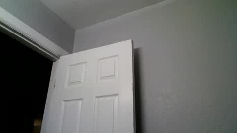 Snapshot of theh4iryfi5h chatting on 02/23/26, 06:00 theh4iryfi5h online show from 02/23/26, 06:00