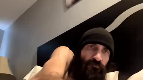 Snapshot of theh4iryfi5h chatting on 02/25/26, 09:57 theh4iryfi5h online show from 02/25/26, 09:57