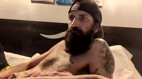 Snapshot of theh4iryfi5h chatting on 02/28/26, 08:43 theh4iryfi5h online show from 02/28/26, 08:43