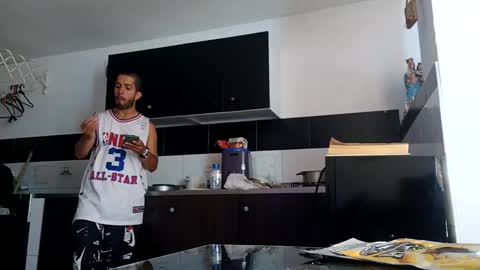 thehousedog online show from 12/04/25, 02:15