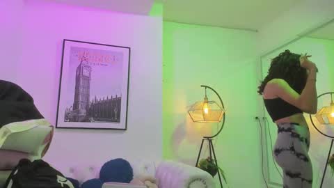 Theia  online show from 03/11/25, 01:01