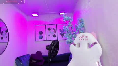 Theia  online show from 02/23/26, 12:35