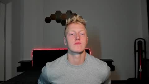 Snapshot of thejacob_d chatting on 11/24/25, 07:24 thejacob_d online show from 11/24/25, 07:24