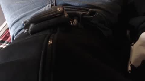 Liam online show from 02/22/25, 12:05