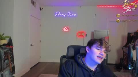 Snapshot of thejohnnystone chatting on 12/12/24, 12:27 Johnny Stone online show from 12/12/24, 12:27