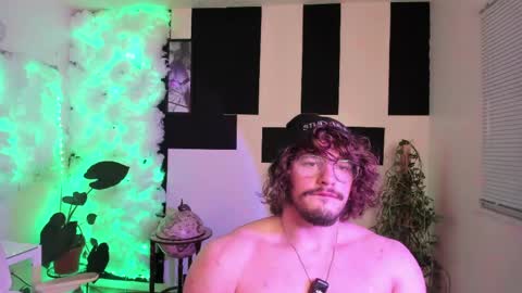 Snapshot of thejohnnystone chatting on 05/15/26, 11:12 Johnny Stone online show from 05/15/26, 11:12