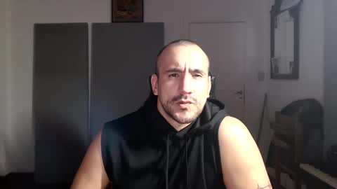 KINGOFPAINS online show from 10/19/25, 04:46