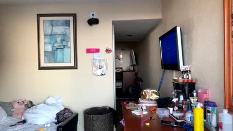 Snapshot of theladygodiva23 chatting on 09/17/25, 11:34 The Lady Godiva online show from 09/17/25, 11:34