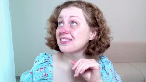 Ella online show from 03/10/25, 06:27