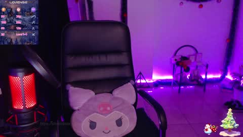 thelittlecherry_ online show from 12/13/24, 03:27