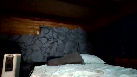 lovecreep online show from 04/16/26, 04:46