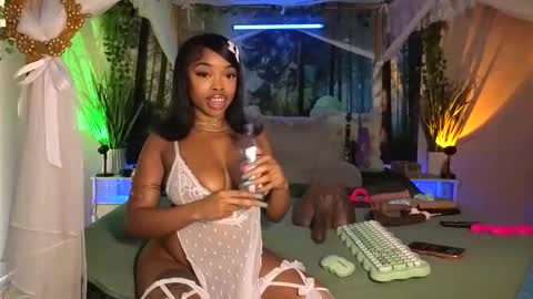 thelovelybrown online show from 01/12/26, 07:19