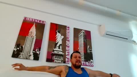 Snapshot of themastercomander chatting on 01/22/25, 10:40 Big Alpha Daddy Master online show from 01/22/25, 10:40