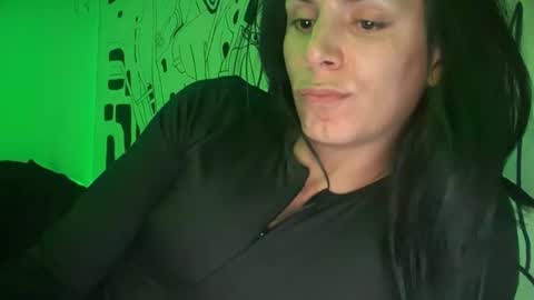 Lucy Lucy online show from 11/11/25, 02:22