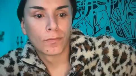 Lucy Lucy online show from 12/04/25, 01:04