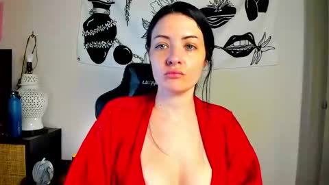 themelrose online show from 10/24/25, 07:21